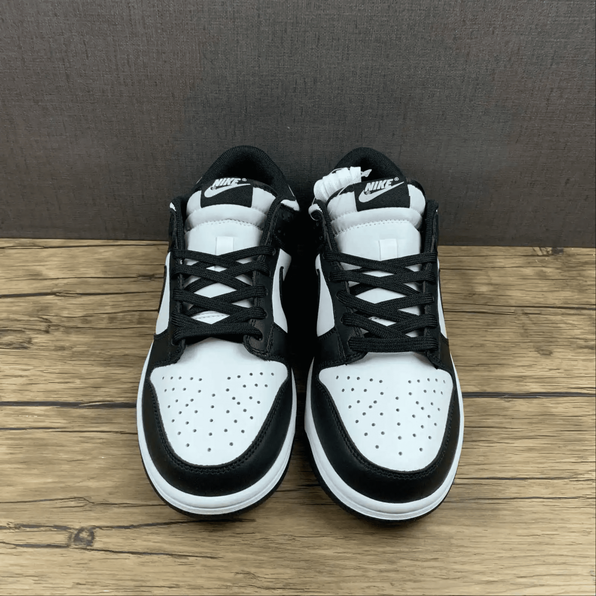 NK Dunk Black White Panda - 2