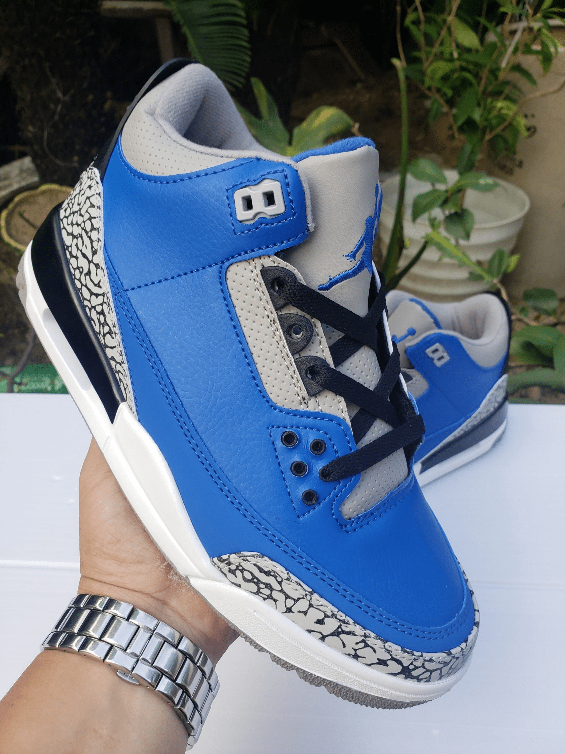 Air Jordan 3 Varsity Royal Blue - 2