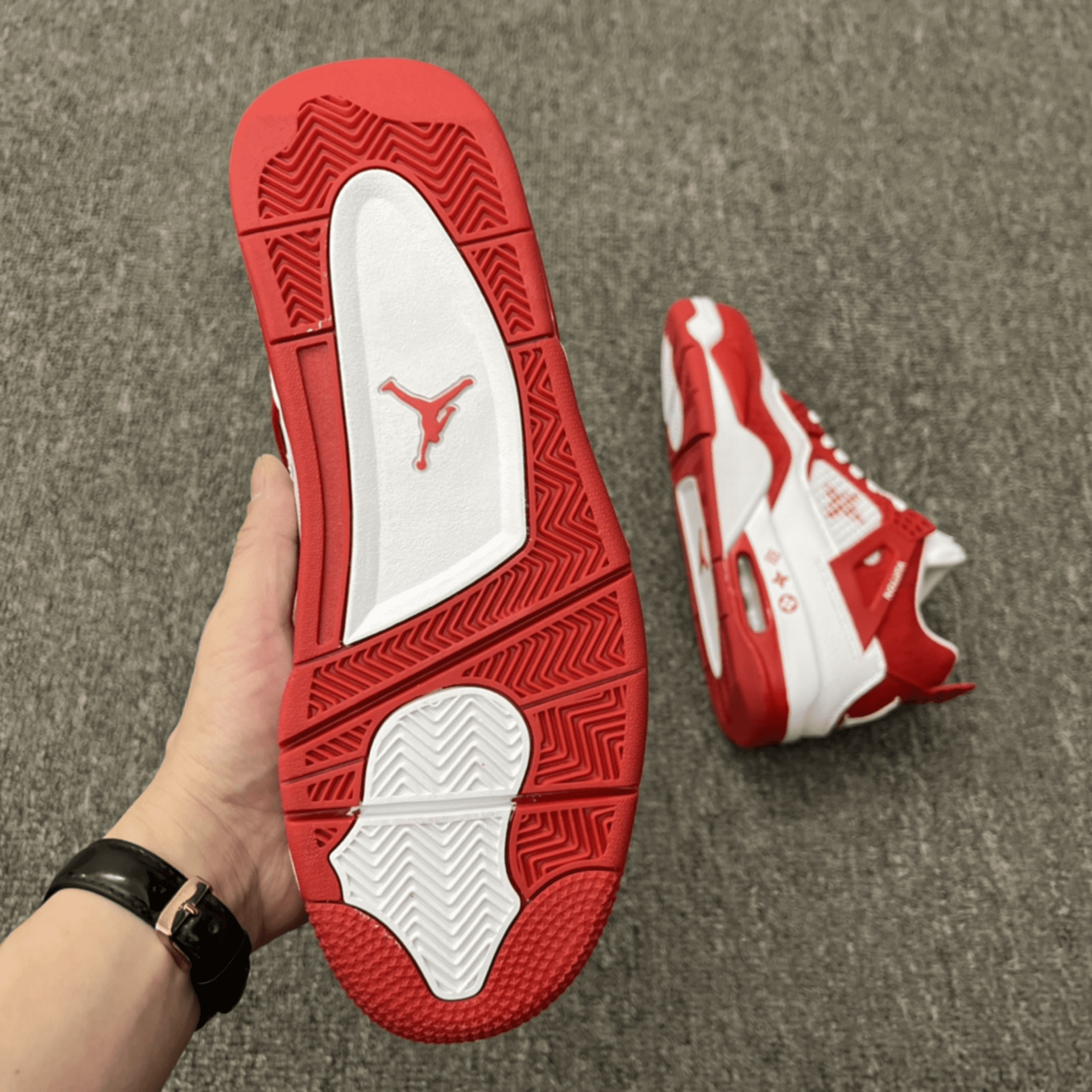 Air Jordan 4 x Louis Vuitton White Red - 4