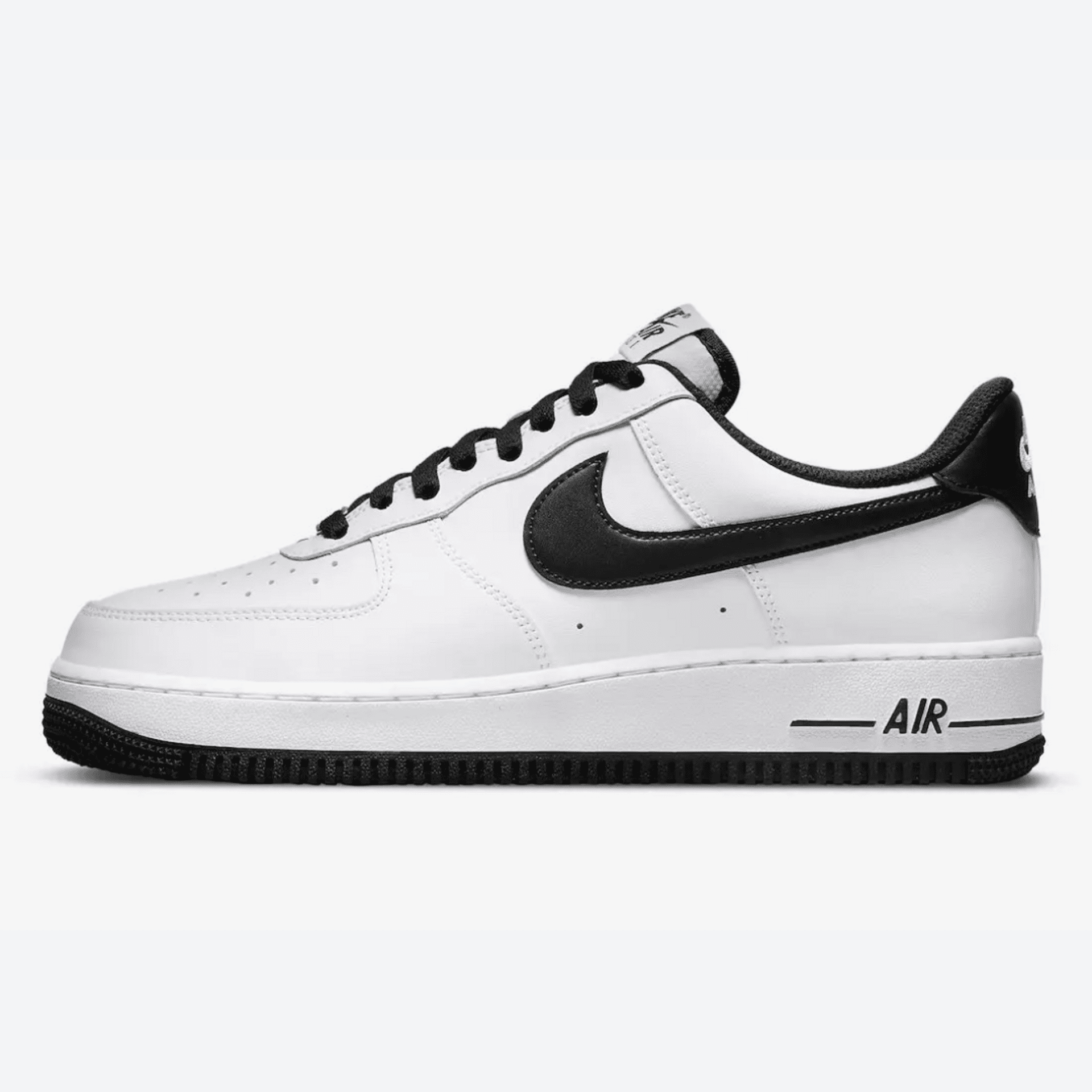 Air Force 1 BlackWhite - 2