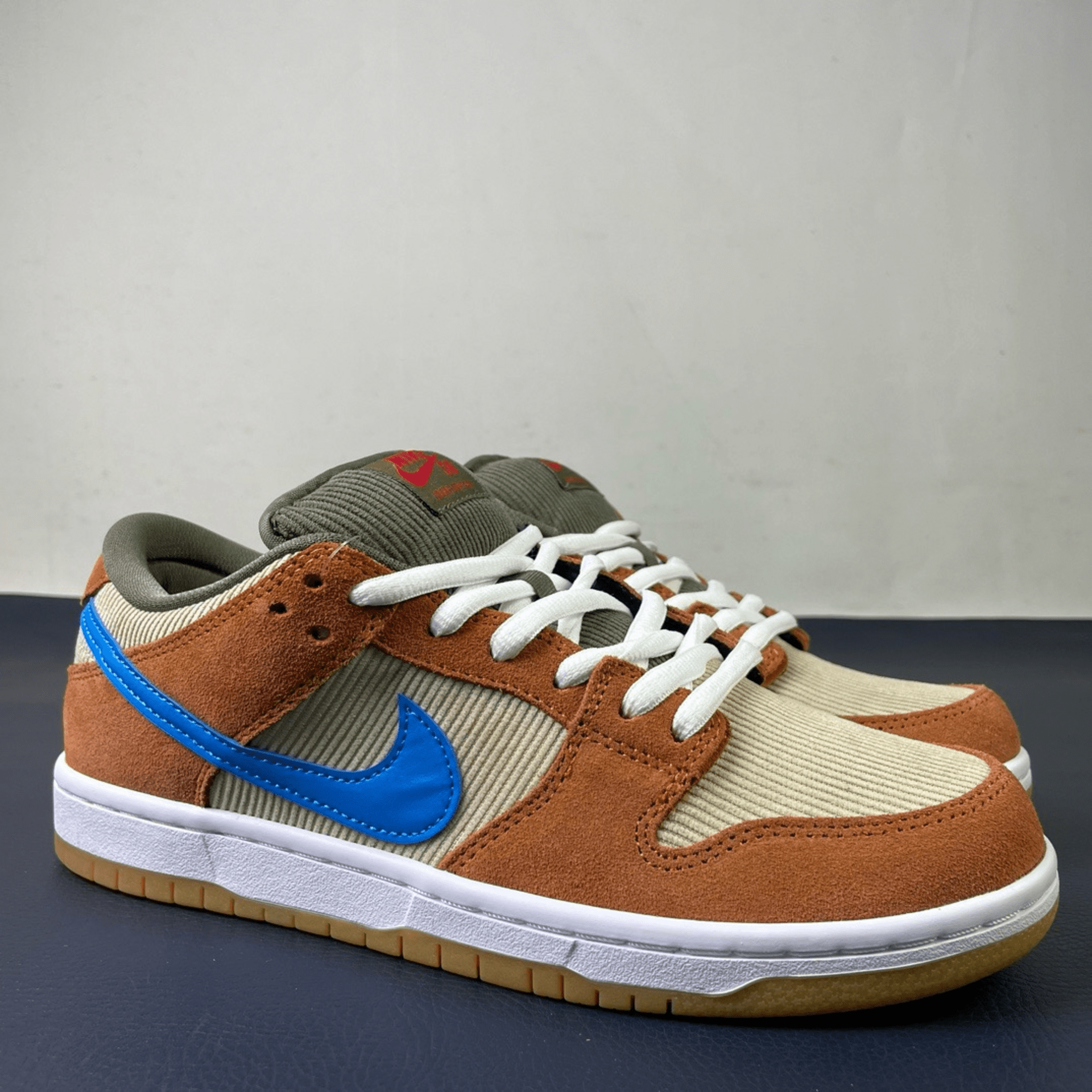 Nike SB Dunk Low “Corduroy” Blue-Desert Ore - 4